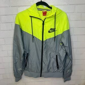 Nike windbreaker